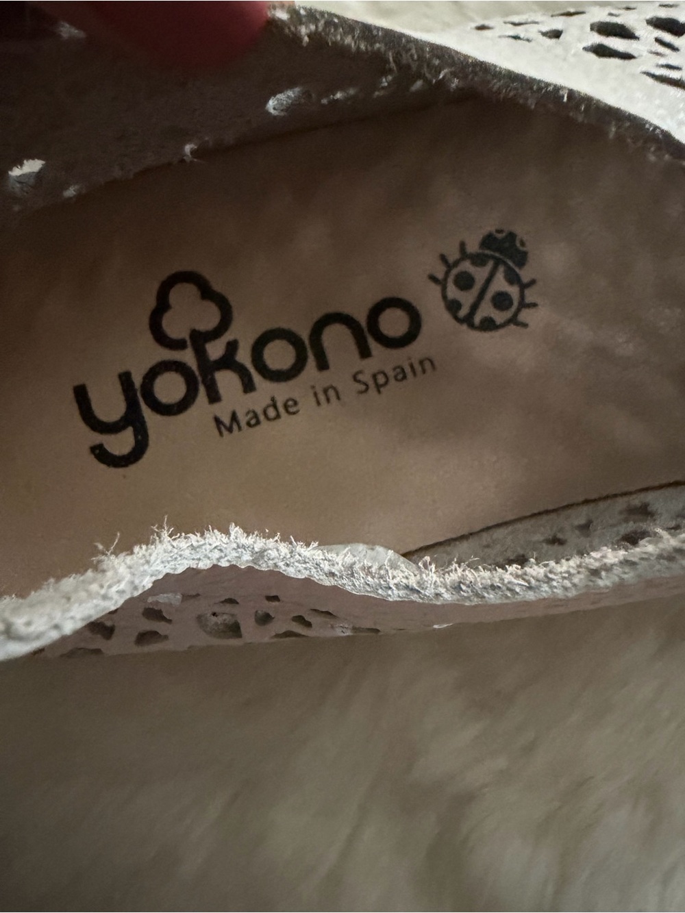 New! Yokono White Perforated Leather Slip-On Flats - Picture 3 of 4